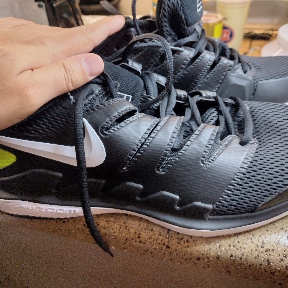 Rare Size 12.5- Nike Air Zoom Vapor X HC AA8030 009 Black / White Volt. No box